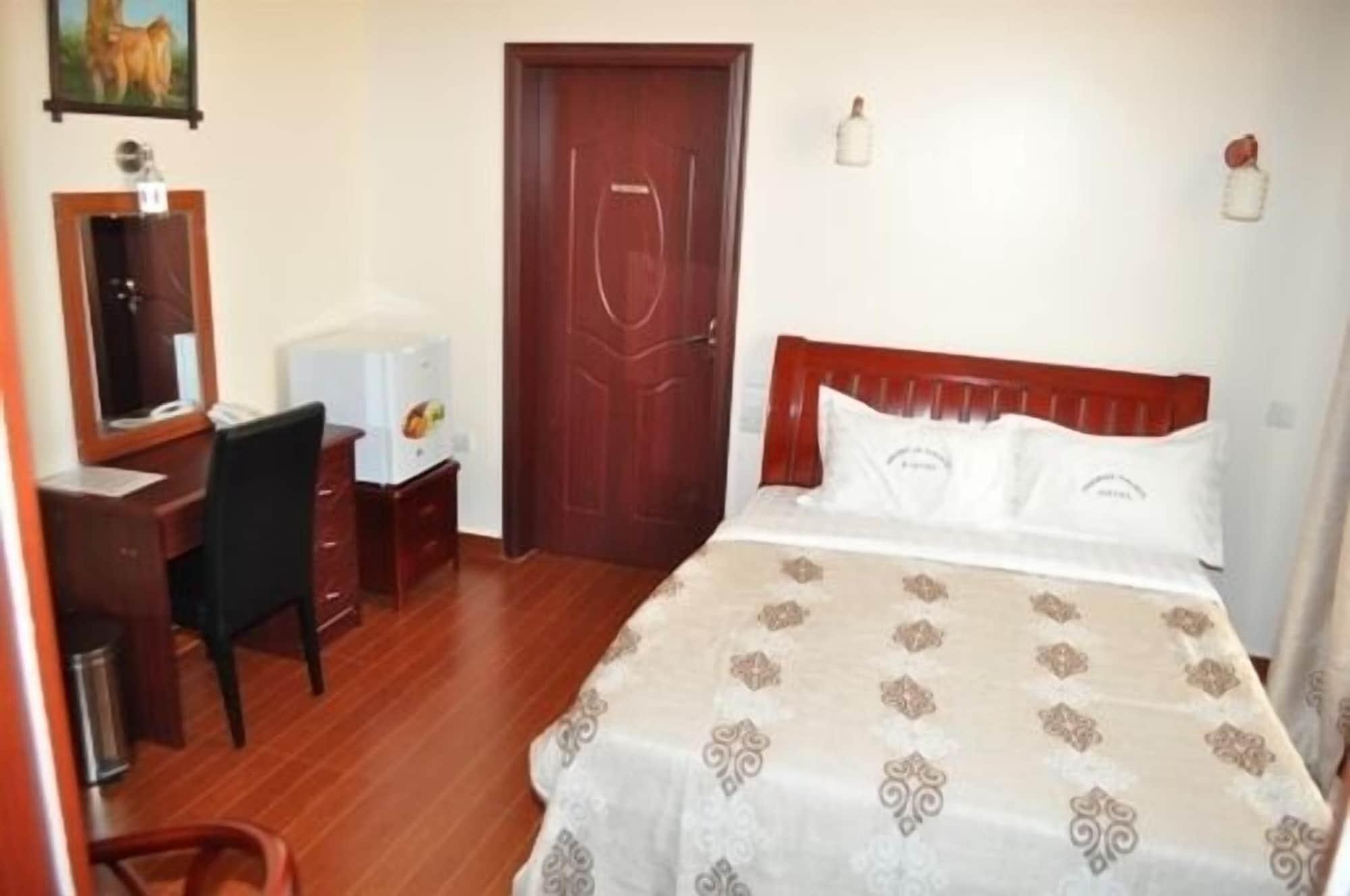 Premier Palace Hotel Arusha Esterno foto
