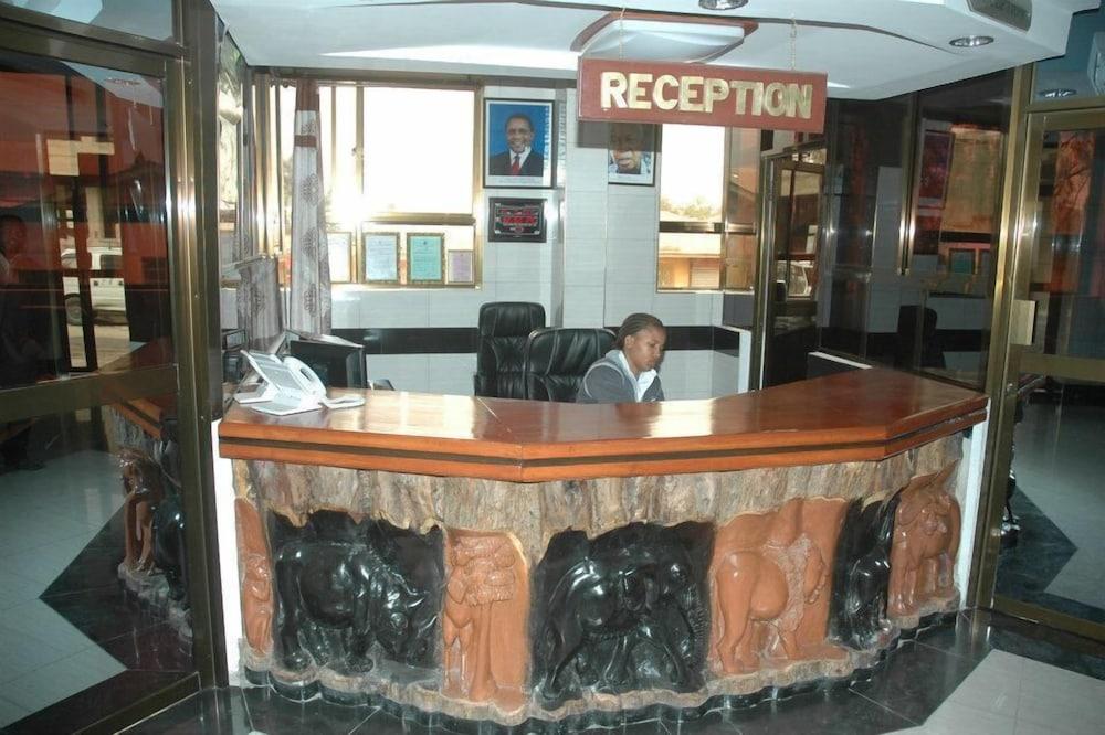 Premier Palace Hotel Arusha Esterno foto
