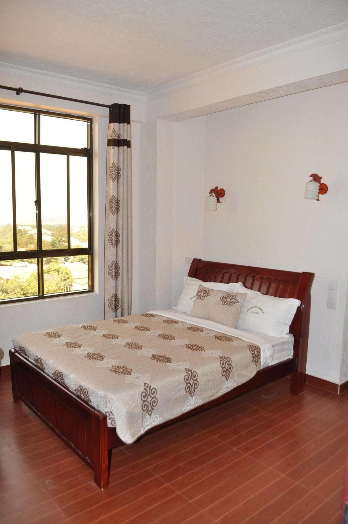 Premier Palace Hotel Arusha Esterno foto