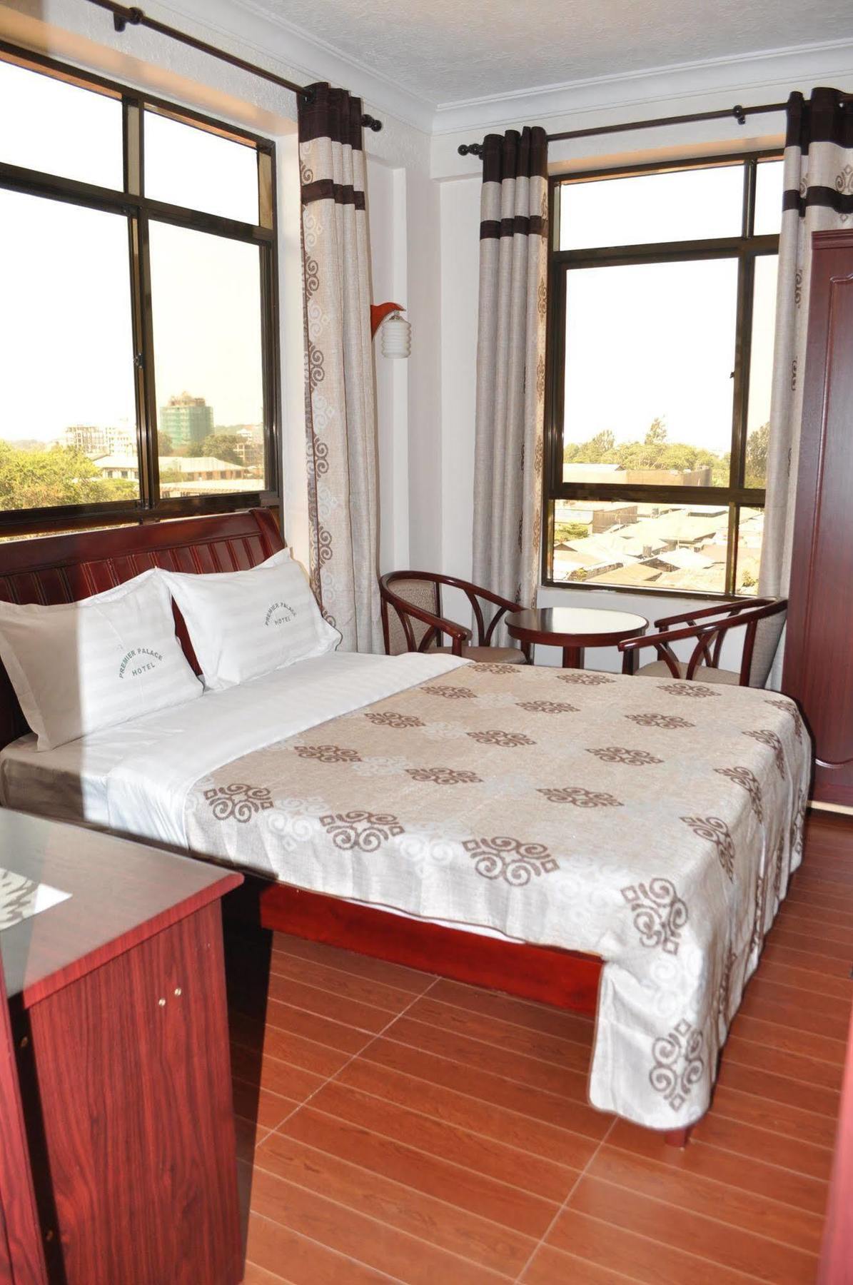 Premier Palace Hotel Arusha Esterno foto